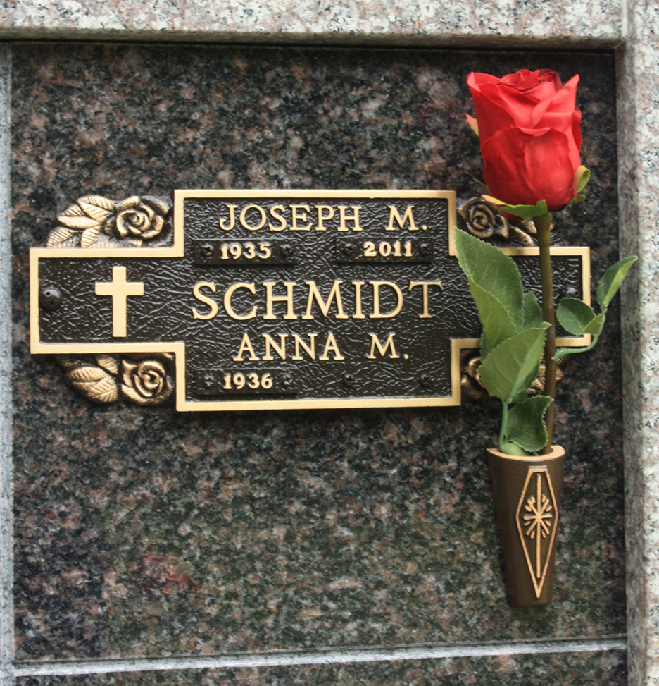 5f07fac5664489515e6d4ee2_Fir Grove Cemetery Coumbarium Niche